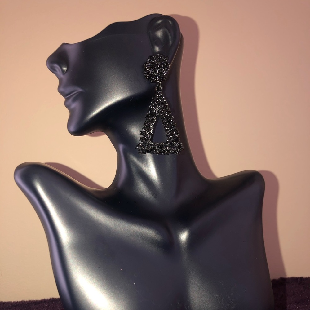 Black Fashion Earrings
